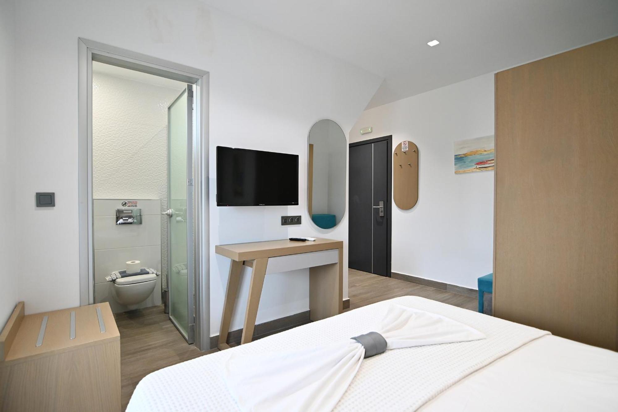 Amalia Rooms Sea View Vrasná 외부 사진