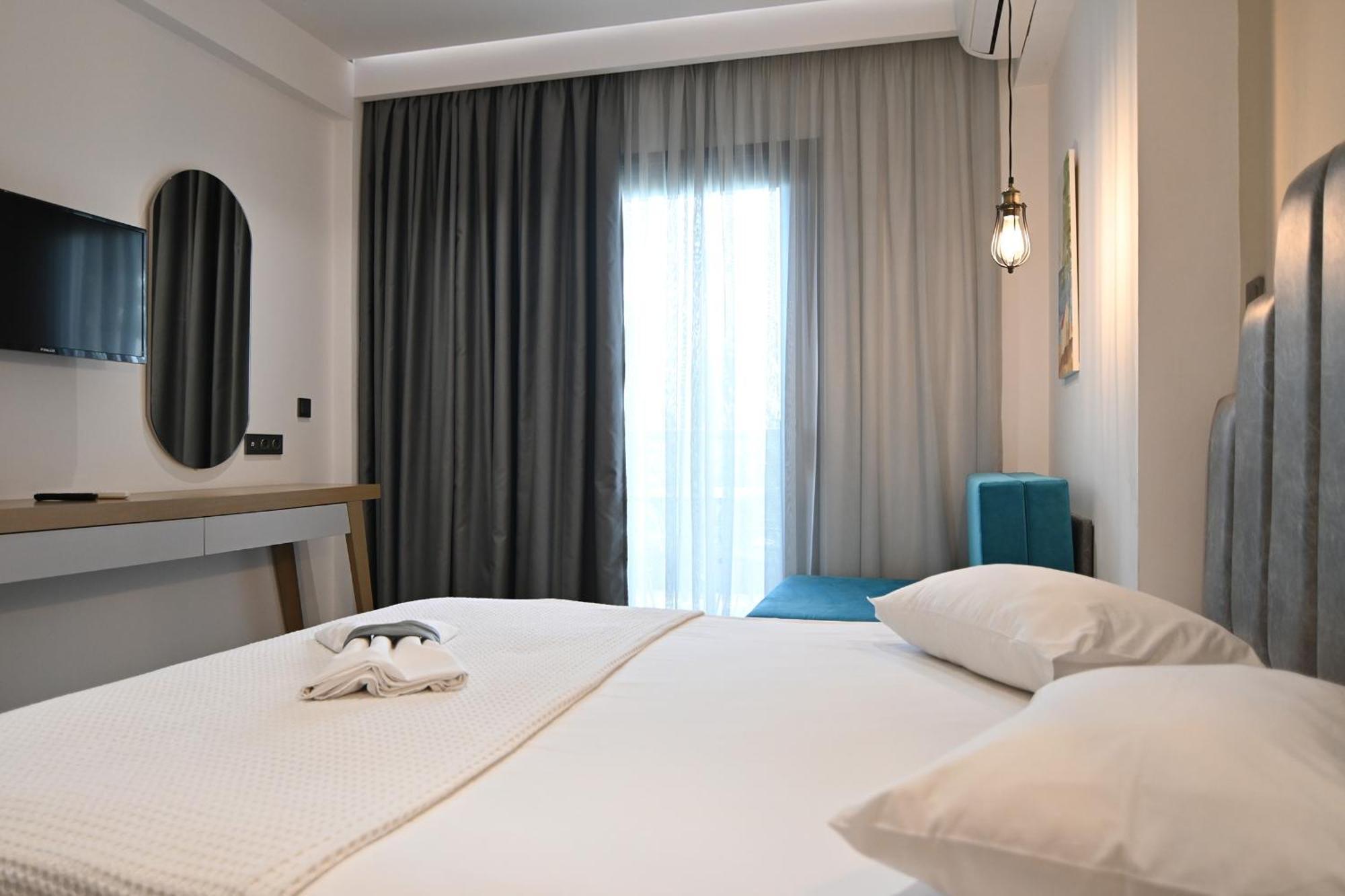 Amalia Rooms Sea View Vrasná 외부 사진